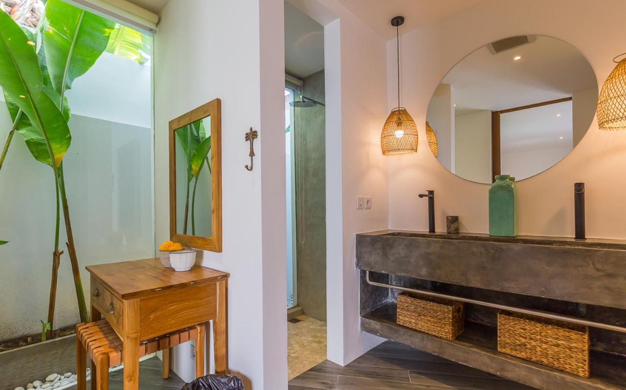 Villa Kiu By Alfred In Bali เซมินยัค ภายนอก รูปภาพ